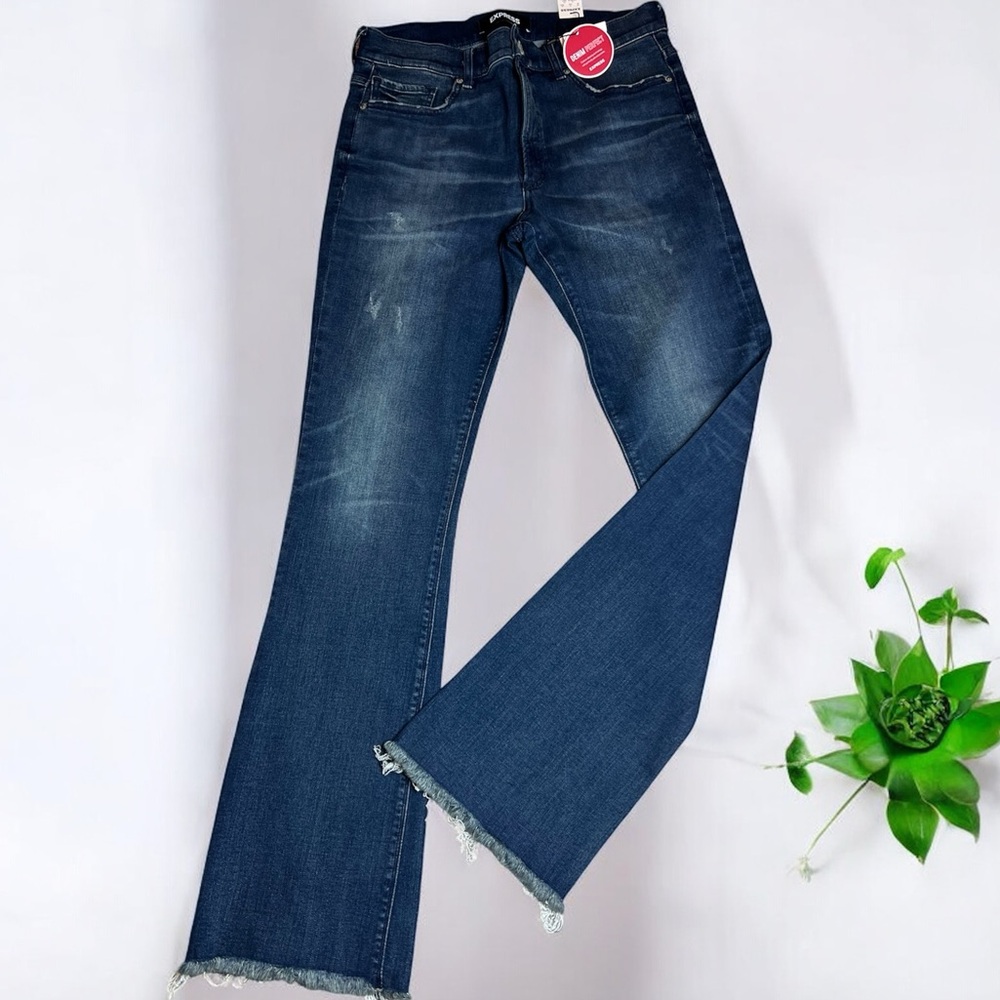 NWT Express barely boot high-rise jeans